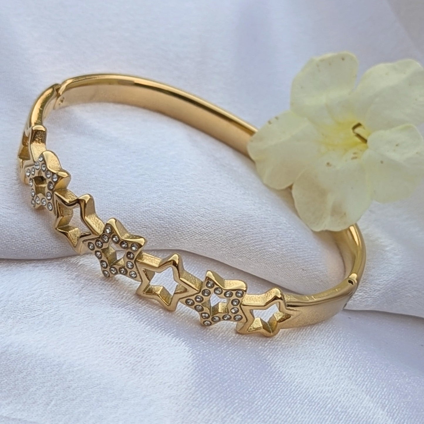 Star Gold Cuff Kada